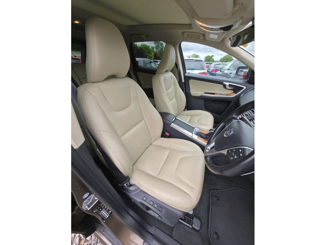 2016 Volvo XC60