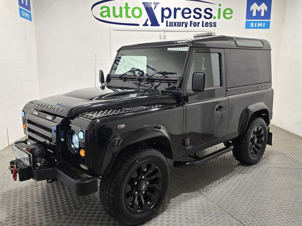 2014 Land Rover Defender 90