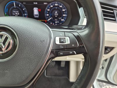 2017 Volkswagen Passat
