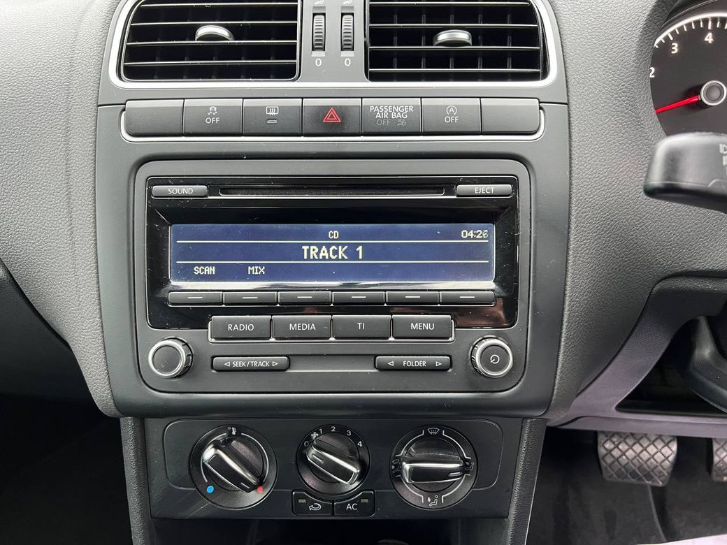 2013 Volkswagen Polo