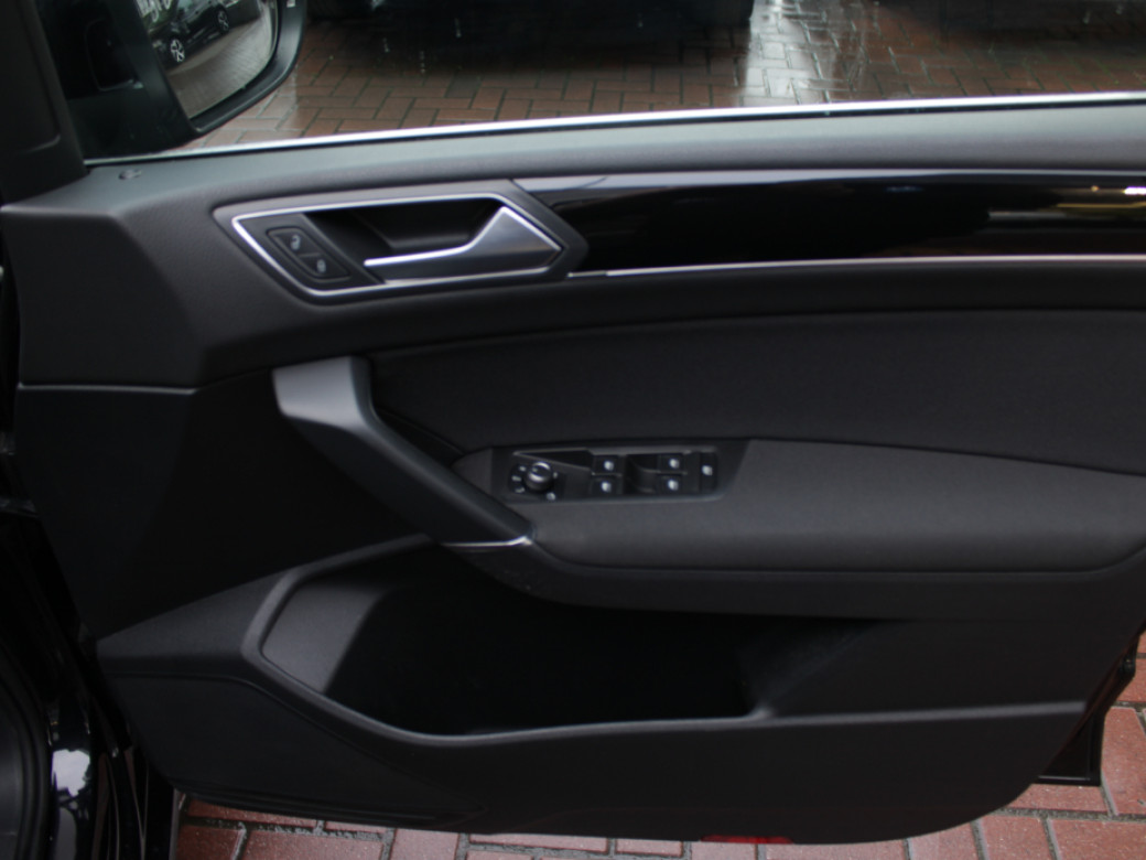 2018 Volkswagen Touran