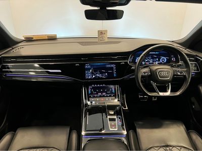 2020 Audi Q8