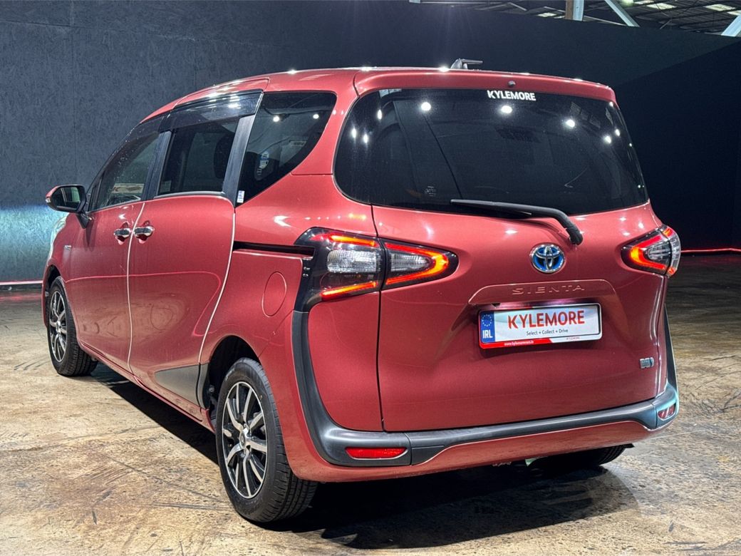 2016 Toyota Sienta