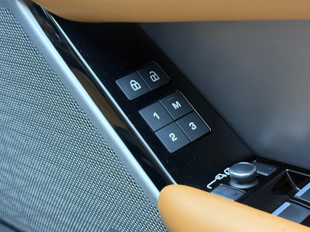 2022 Land Rover Range Rover Velar