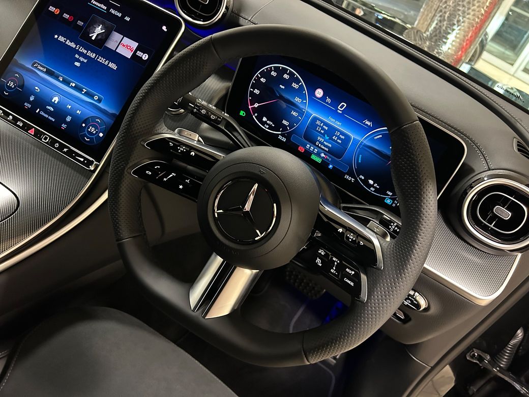 2025 Mercedes-Benz GLC Class