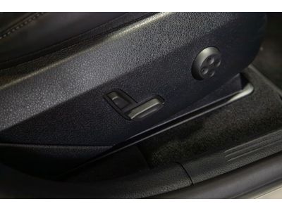 2025 Mercedes-Benz GLC Class