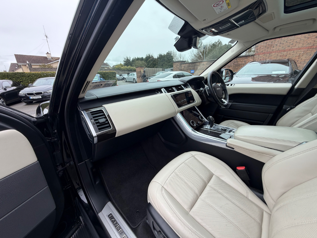 2020 Land Rover Range Rover Sport