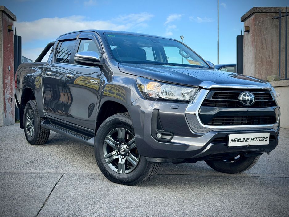 2025 Toyota Hilux