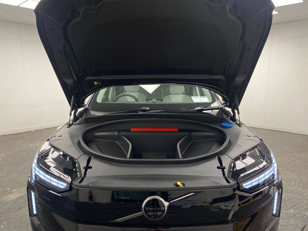 2027 Volvo EX90