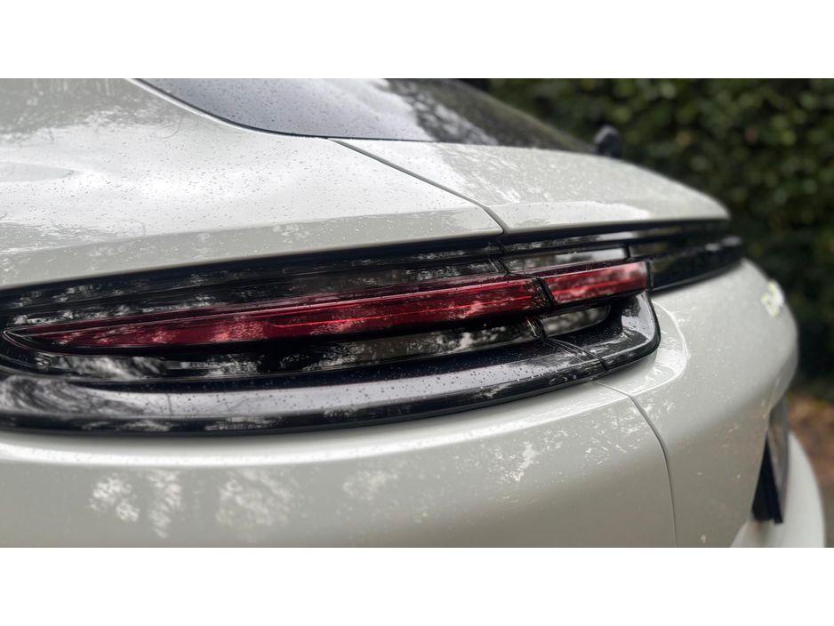 2019 Porsche Panamera