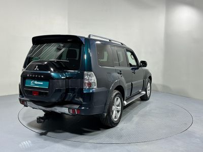 2017 Mitsubishi Pajero