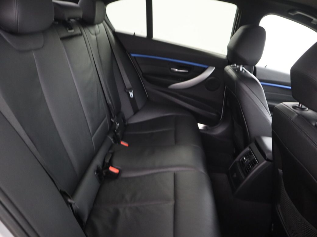 2018 BMW 3 Series