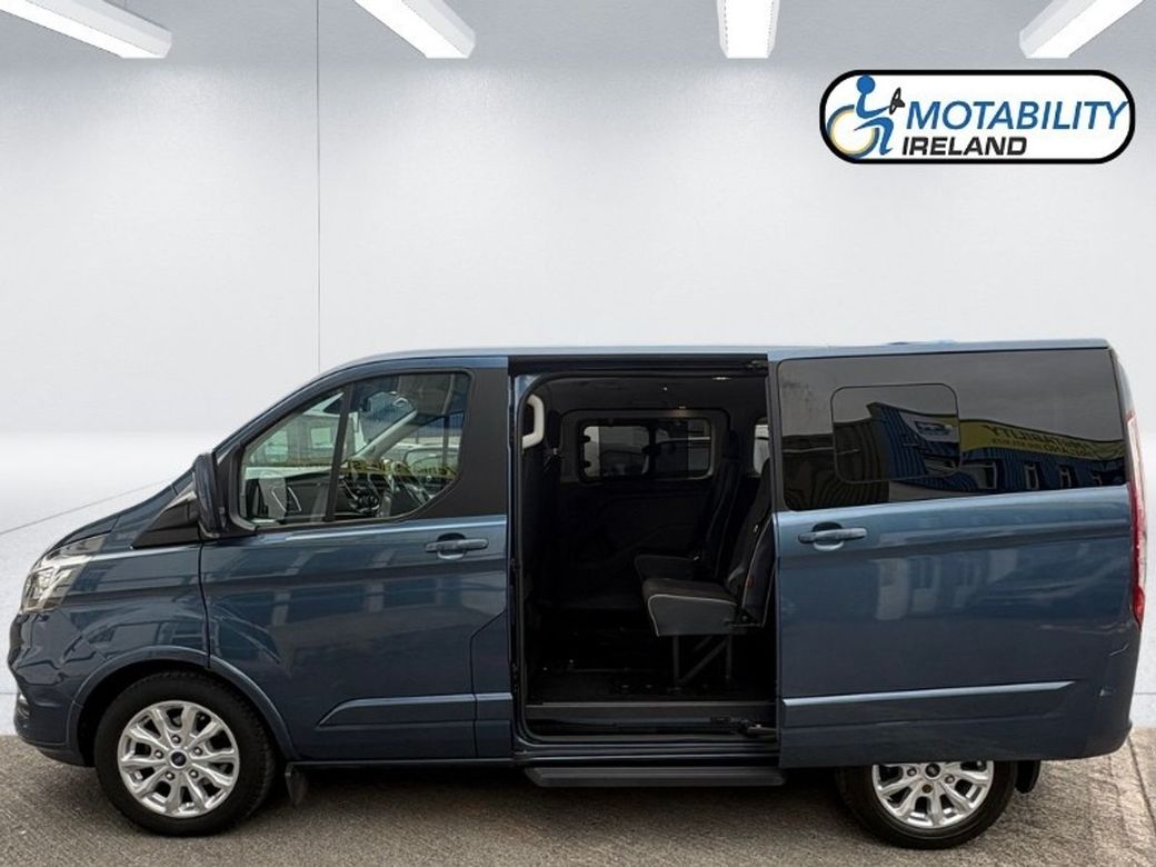 2020 Ford Tourneo
