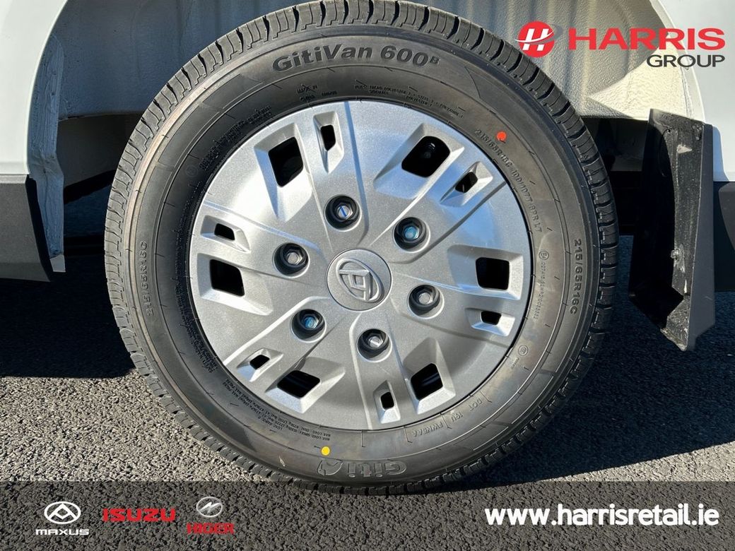 2026 White Maxus Deliver 7