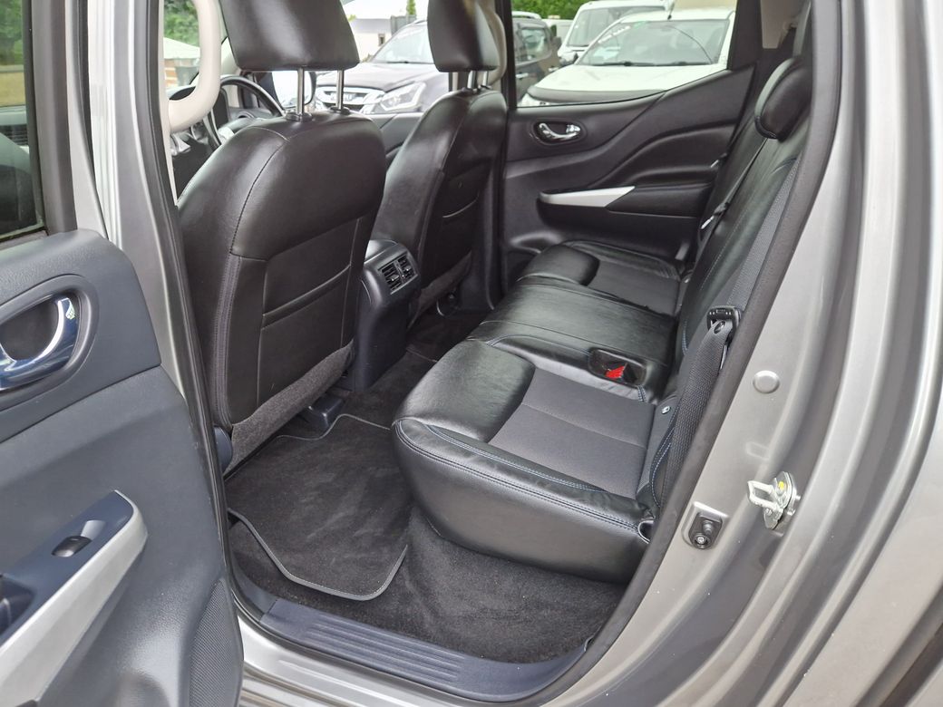 2021 Nissan Navara
