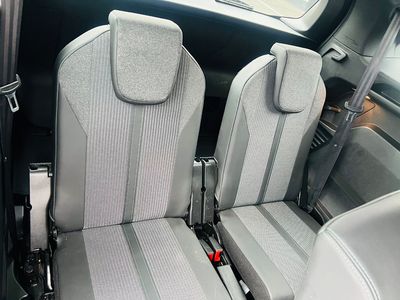 2021 Peugeot 5008