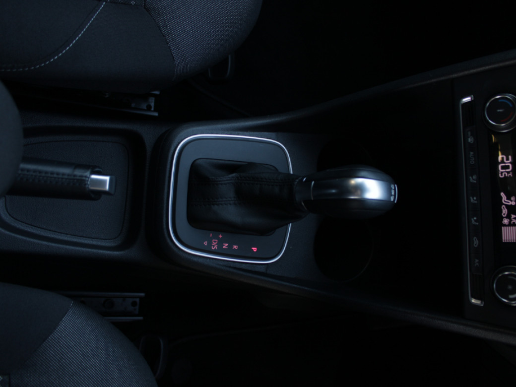 2016 Volkswagen Polo