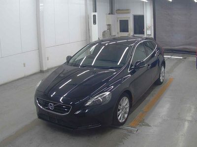 2015 Volvo V40