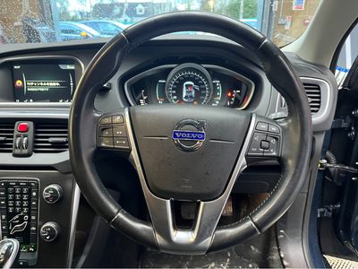 2015 Volvo V40