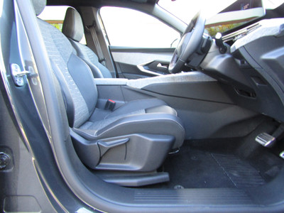 2025 Peugeot 5008