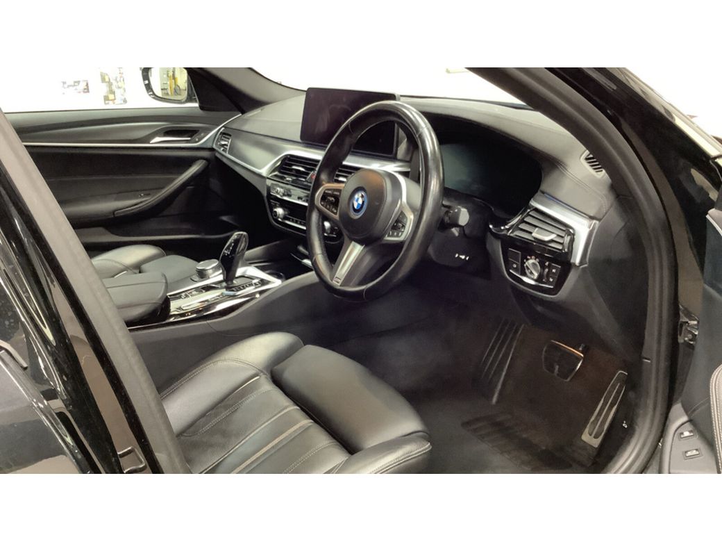 2022 BMW 5 Series
