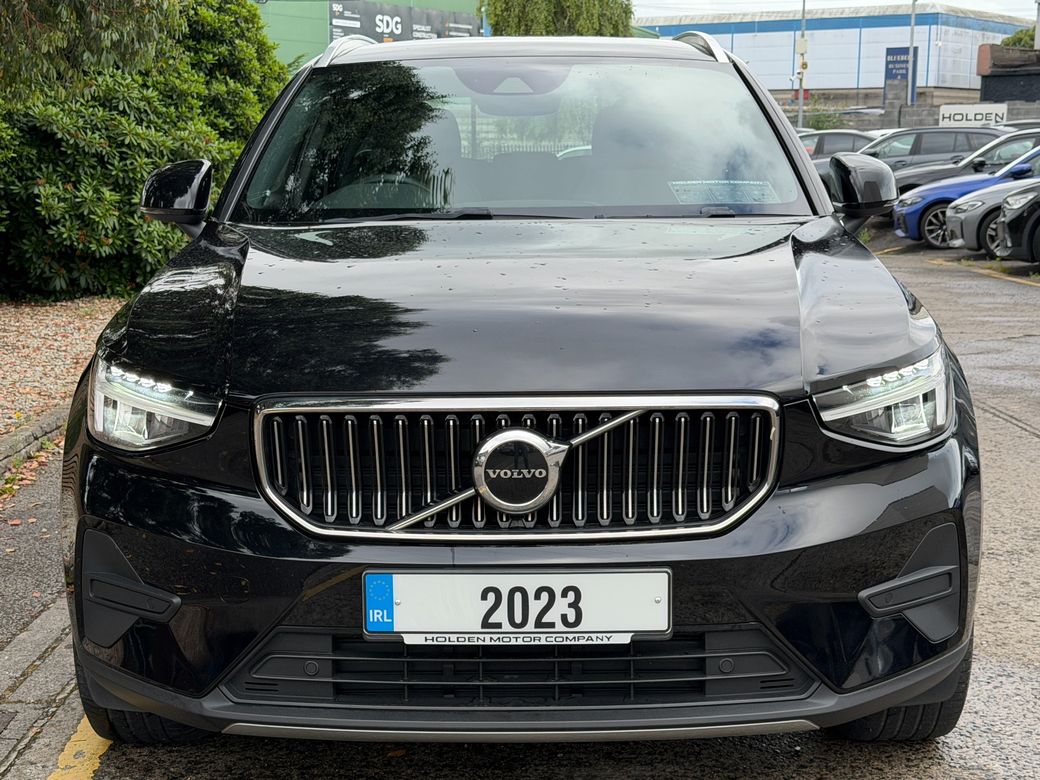 2023 Volvo XC40
