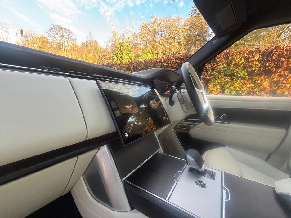 2025 Land Rover Range Rover