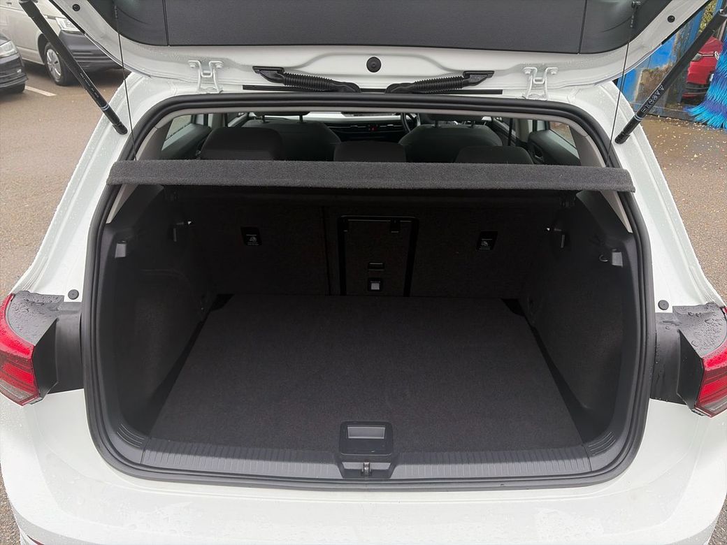 2024 Volkswagen Golf