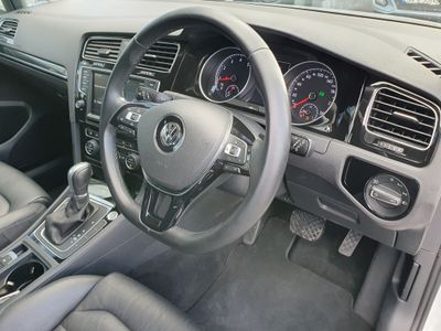 2016 Volkswagen Golf