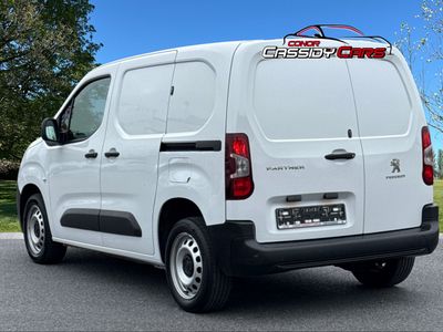 2023 Peugeot Partner