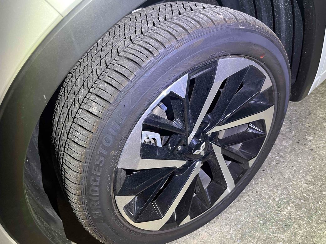 2024 Mitsubishi Outlander