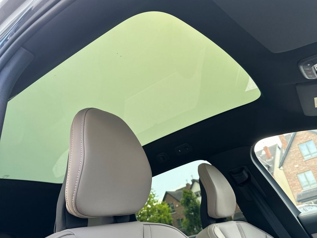 2026 Volvo EX90