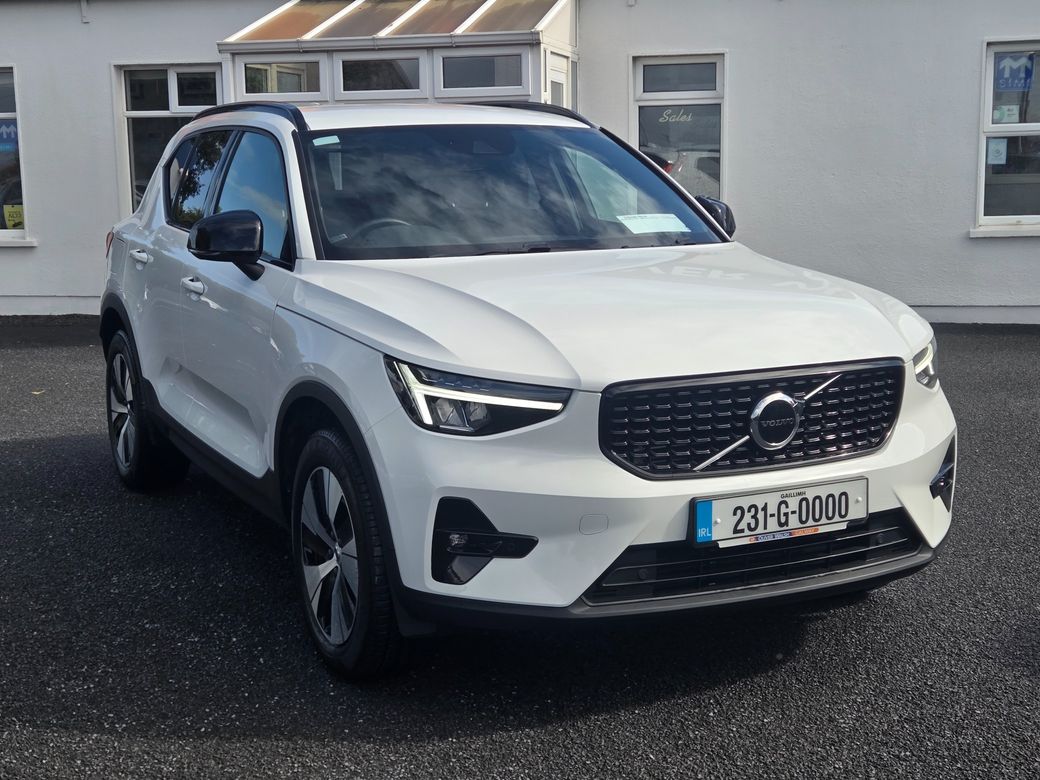 2023 Volvo XC40