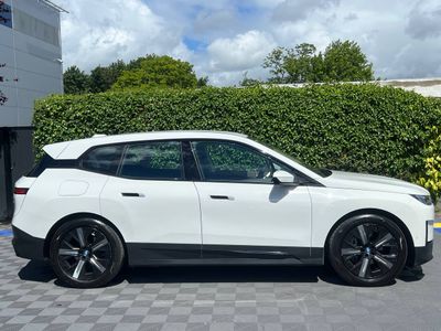 2022 BMW iX