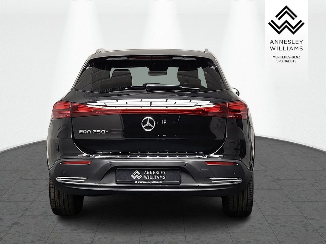 2025 Mercedes-Benz EQA