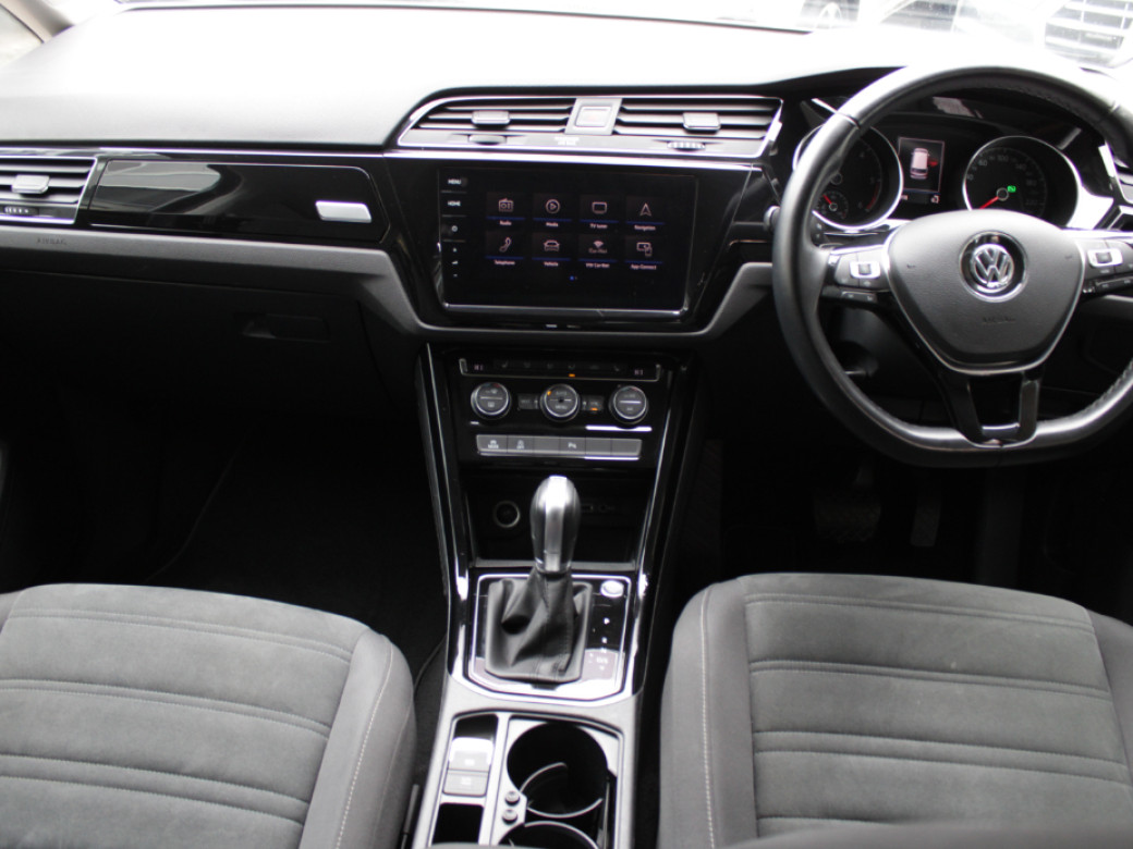 2019 Volkswagen Touran