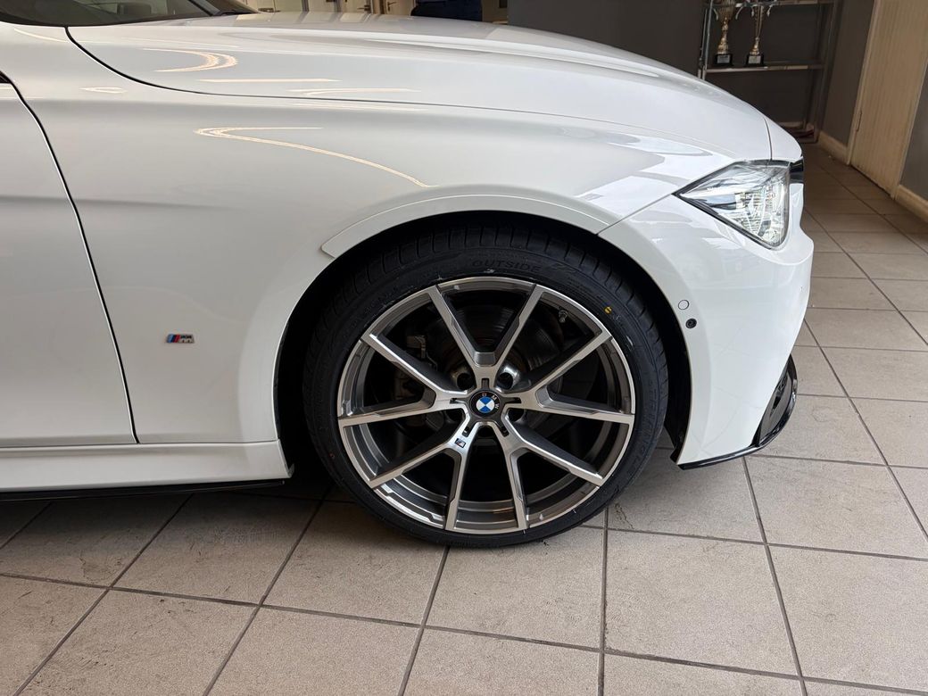 2018 BMW 330