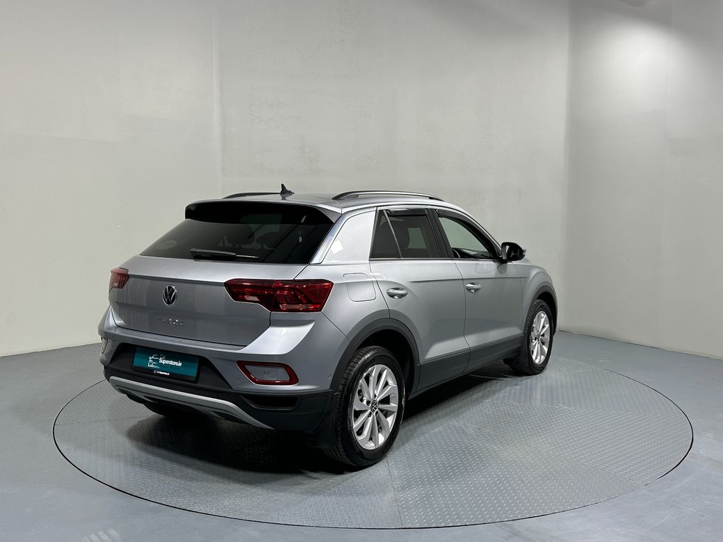 2025 Volkswagen T-Roc