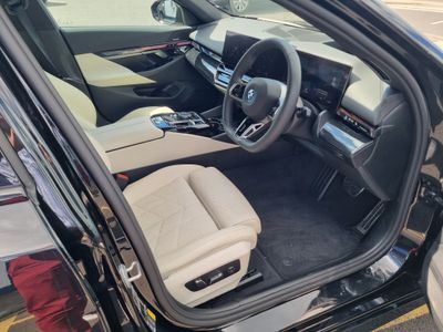2025 BMW i5