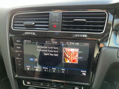 2019 Volkswagen Golf