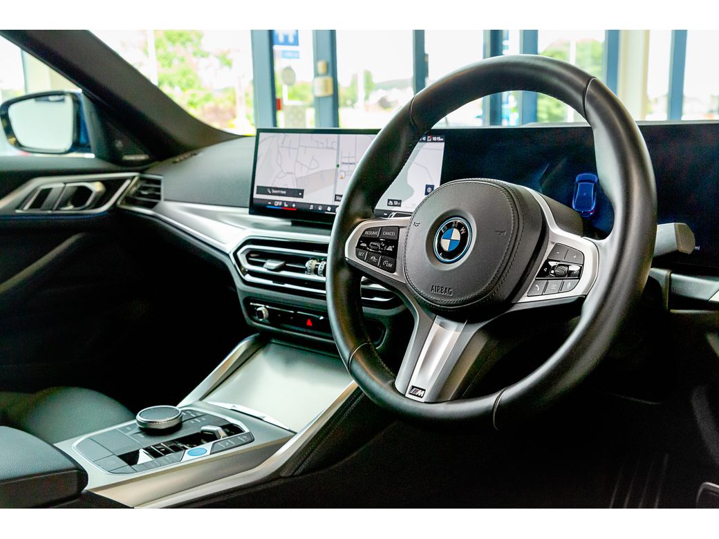 2024 BMW i4