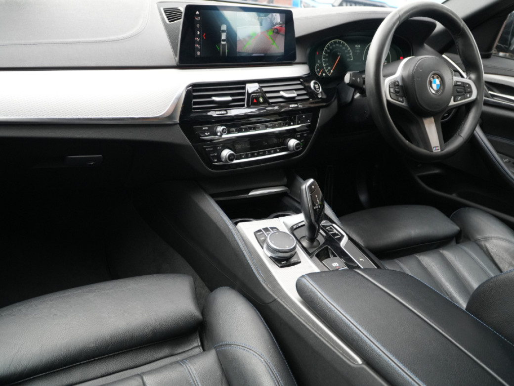 2018 BMW 520