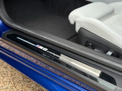 2020 BMW M8