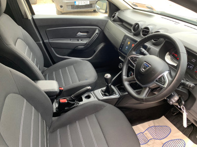 2023 Dacia Duster