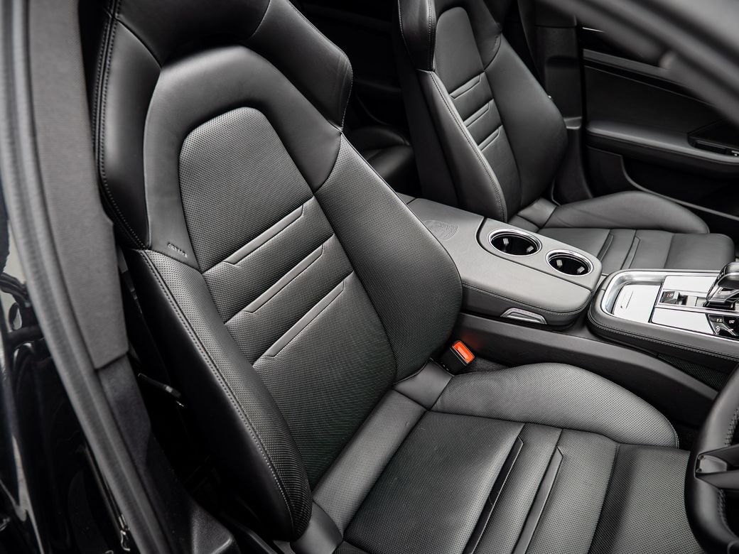 2023 Porsche Panamera