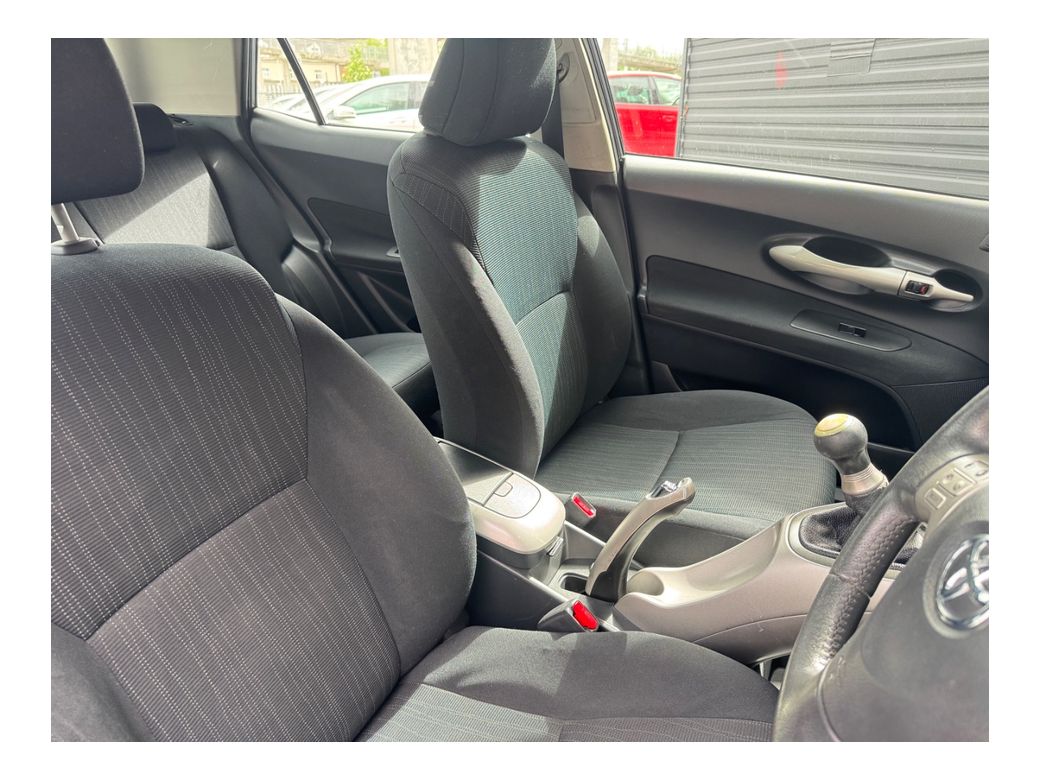 2007 Toyota Auris