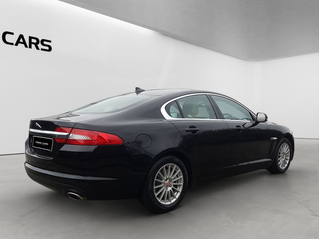2014 Jaguar XF