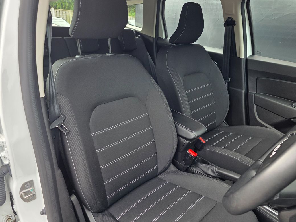 2023 Dacia Duster