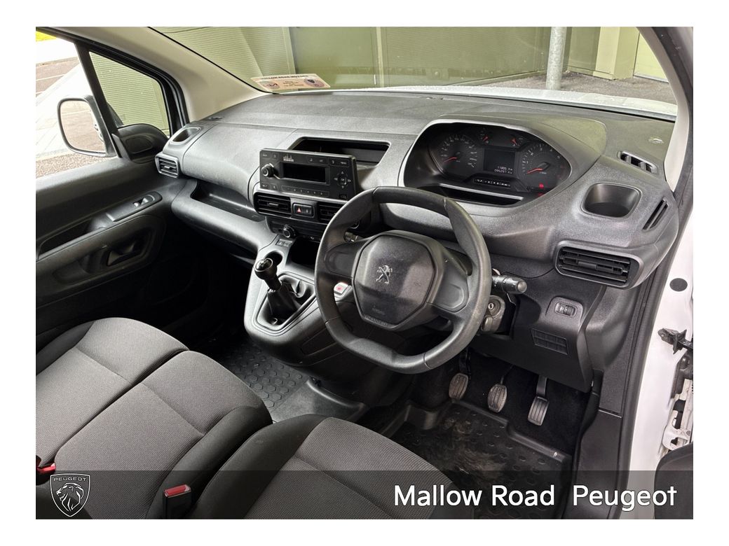 2021 Peugeot Partner