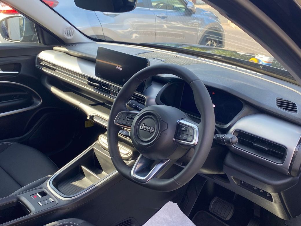 2025 Jeep Avenger